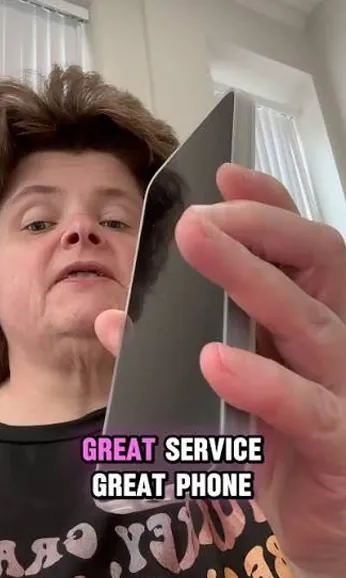 Free phone customer 15 showing the free smartphone they received